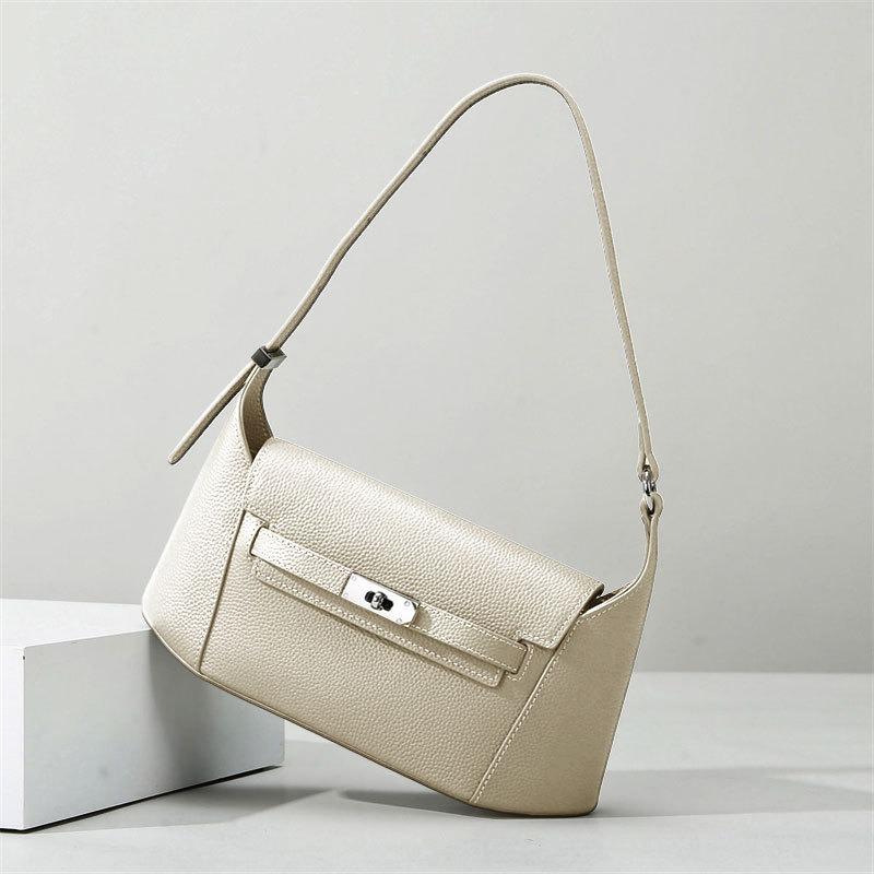【PANÉON】2025 new women's underarm bag elegant high-quality fashion shoulder bag simple commuter messenger bag