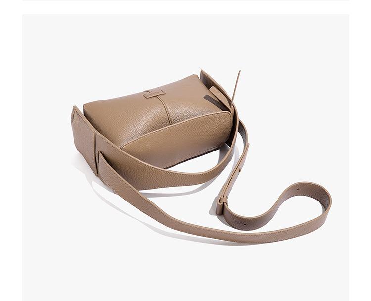 【PANÉON】2025 new versatile fashion crossbody bag for women, women's shoulder bag, casual large-capacity commuter bag for women's daily shopping and commuting
